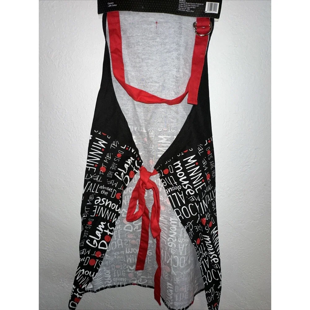 Disney Minnie Mouse Apron Rockin All The Dots Black Red Graphic Kitchen New